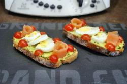 Medium picture of avocado toasts with salmon and eggs thermomix