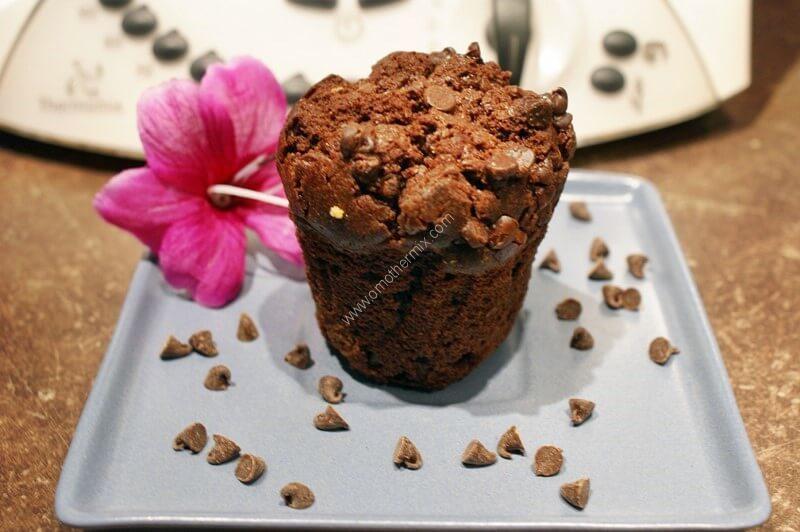 Large picture of chocolate muffins thermomix
