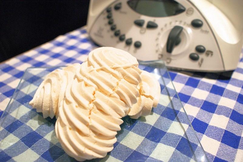 Large picture of meringue thermomix