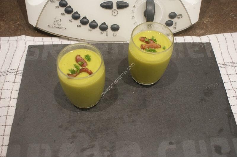 Large picture of pea soup thermomix