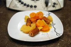 Saucisses, pommes de terre, carottes façon rougail magimix