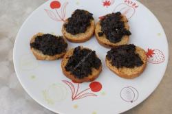 Image moyenne une tapenade aux olives noires thermomix