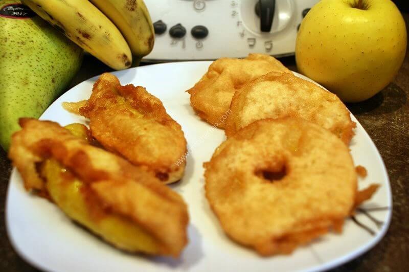 Large picture of apple donuts and banana donuts thermomix
