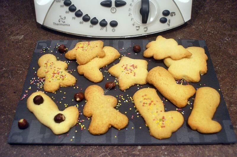 Large picture of christmas cookies thermomix