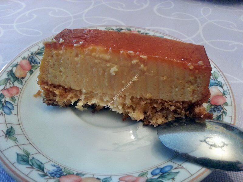 Large picture of coconut custard pie thermomix