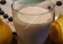 Pear vanilla milkshake thermomix