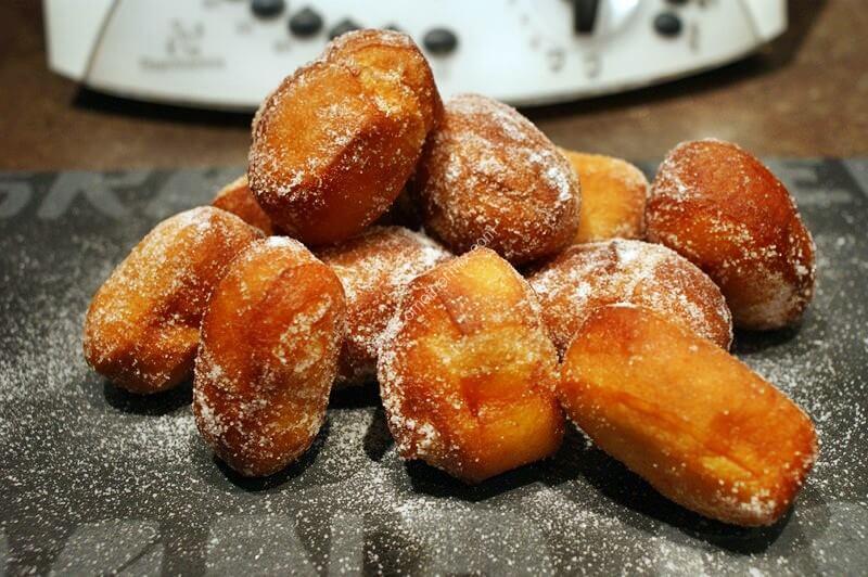 Imagen grande de buñuelos de carnaval thermomix