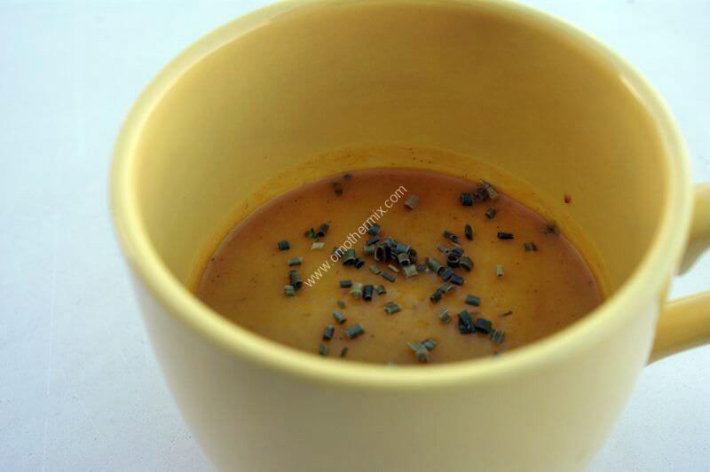 Image grande un potage courgette, carotte, céleri, poireaux, kiri magimix