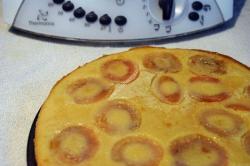 Image moyenne un clafoutis à l'abricot thermomix