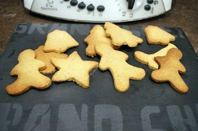 Image grande des petits sablés aux 4 épices thermomix