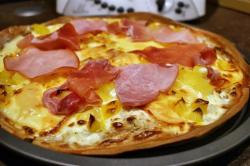 Image moyenne une pizza façon raclette thermomix