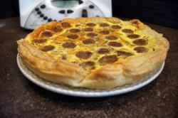 Image moyenne une quiche au saint nectaire et saucisses thermomix